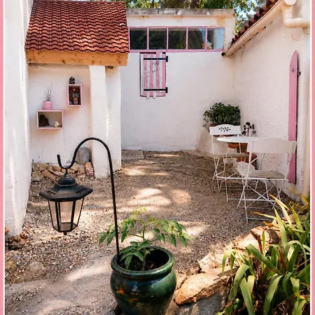 Casa Rose, Petit Cocon Avec Jardin Dans Un Quartier Calme De Appartement